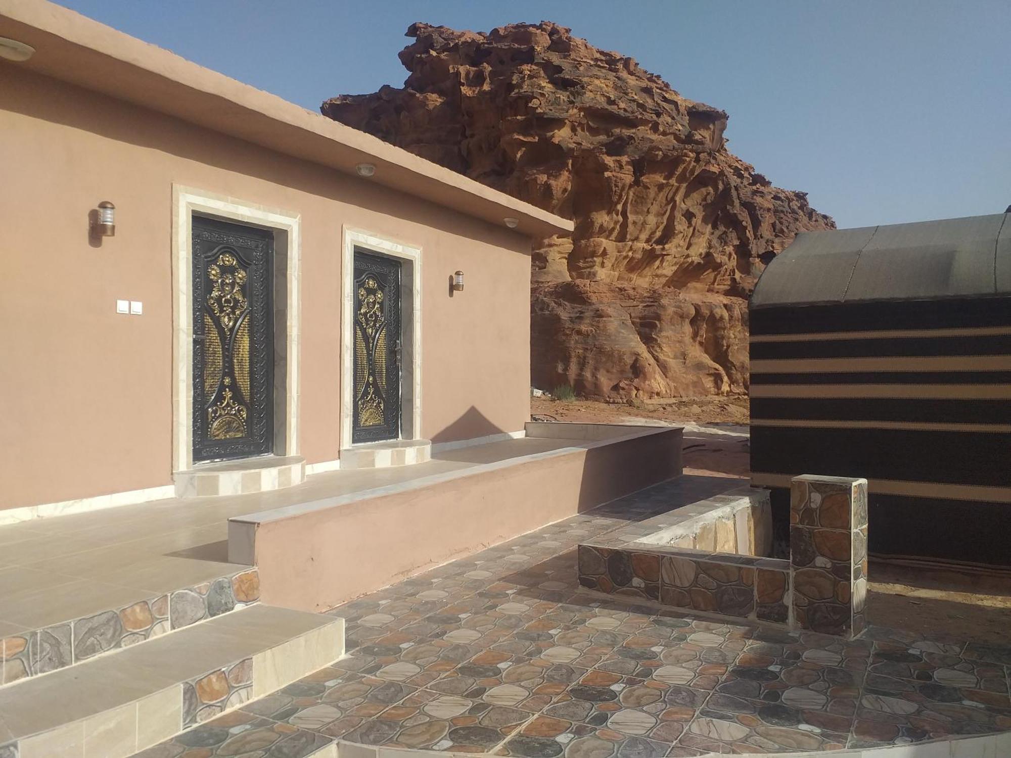 Wild Of Wadi Rum Exteriör bild