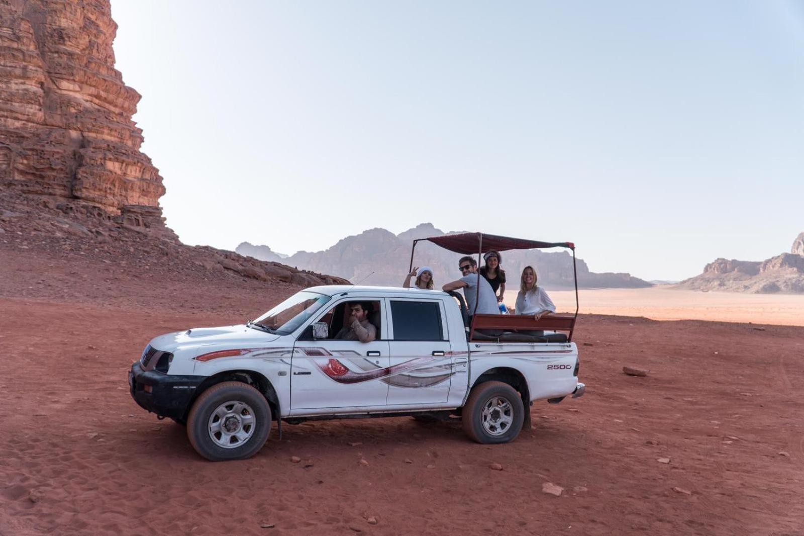 Wild Of Wadi Rum Exteriör bild